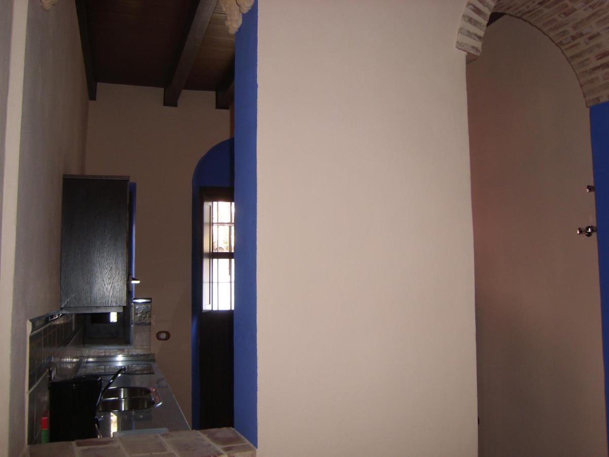 Apartamentos Victoria Bujalance Exterior photo